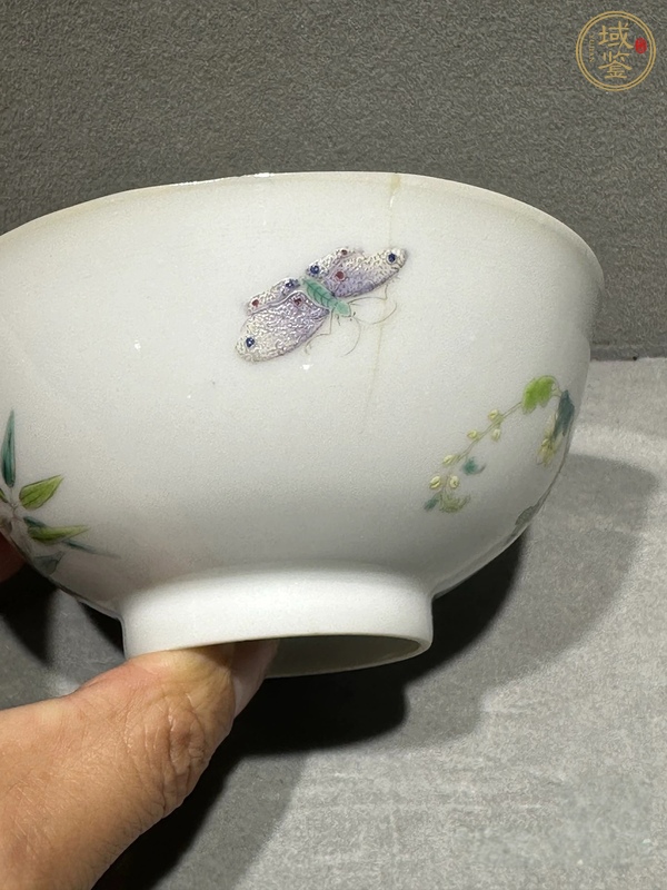 古玩陶瓷粉彩癩瓜碗真品鑒賞圖
