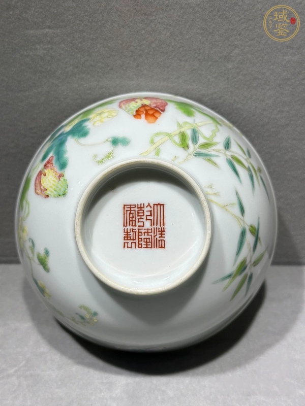 古玩陶瓷粉彩癩瓜碗真品鑒賞圖