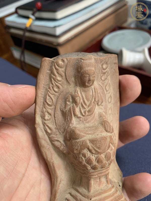 古玩陶瓷紅陶佛像真品鑒賞圖