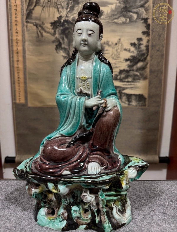 古玩陶瓷民國人物塑像真品鑒賞圖