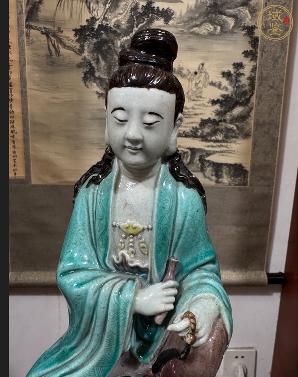古玩陶瓷民國人物塑像真品鑒賞圖