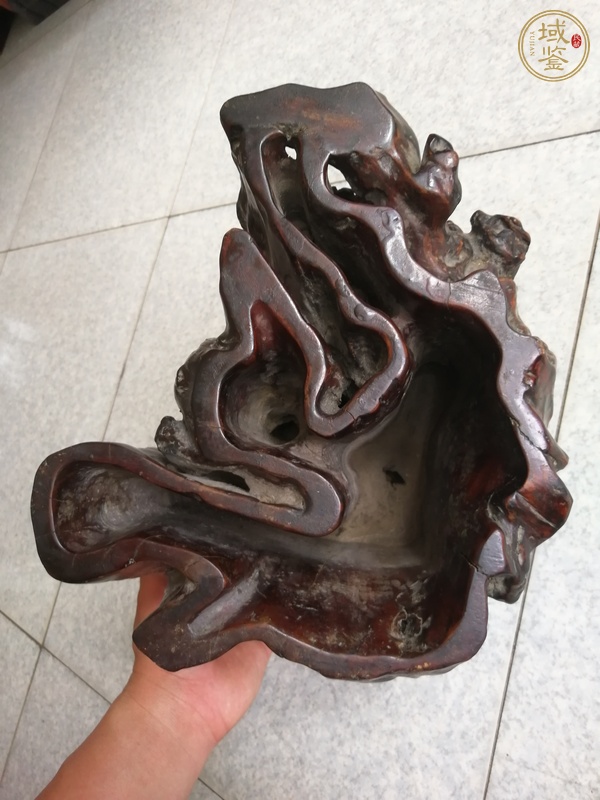 古玩雜項(xiàng)隨形筆筒真品鑒賞圖