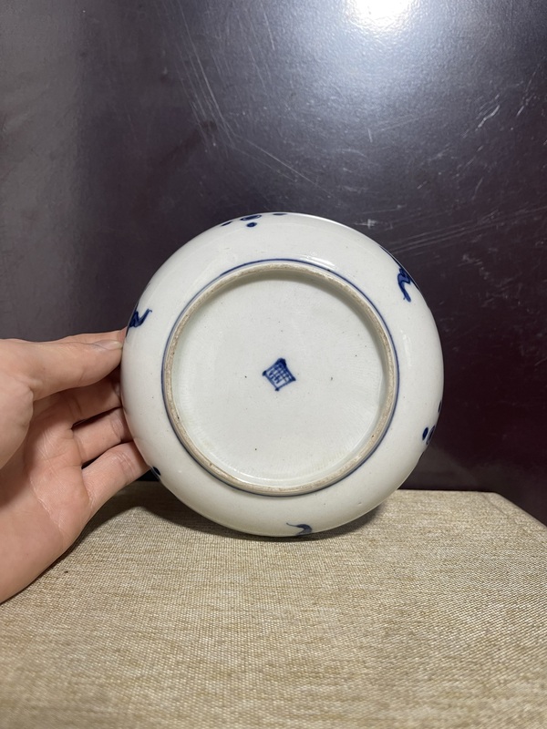 古玩陶瓷清，青花洞石花卉紋盤拍賣，當前價格1800元