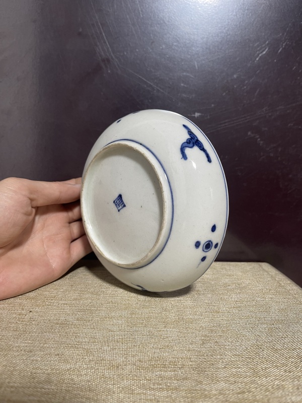 古玩陶瓷清，青花洞石花卉紋盤拍賣，當前價格1800元