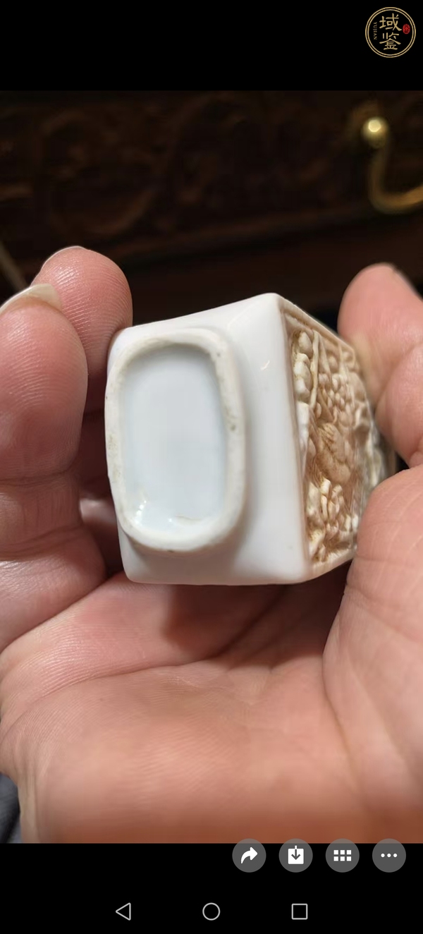 古玩陶瓷花鳥紋鼻煙壺真品鑒賞圖