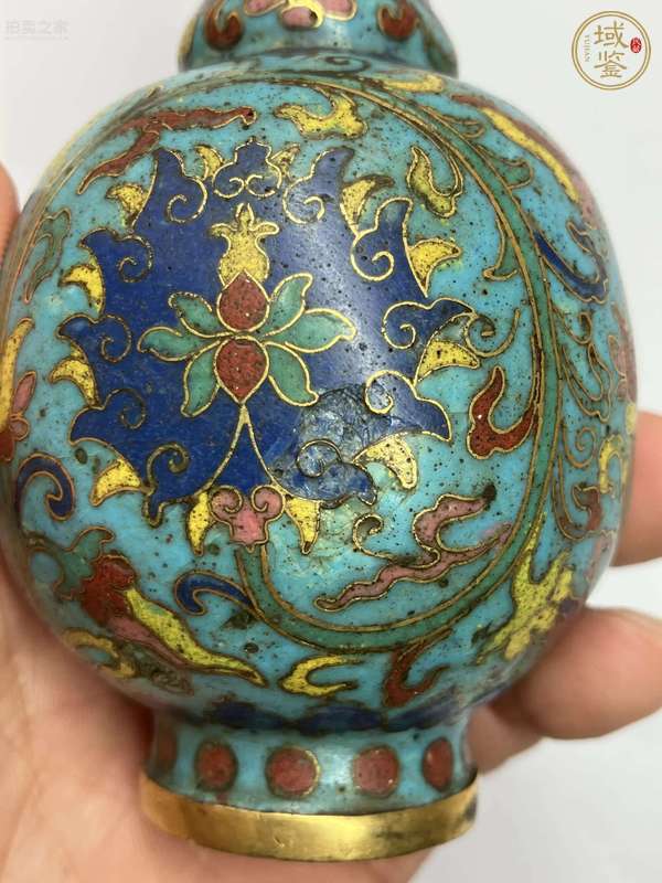古玩陶瓷花卉紋瓶真品鑒賞圖