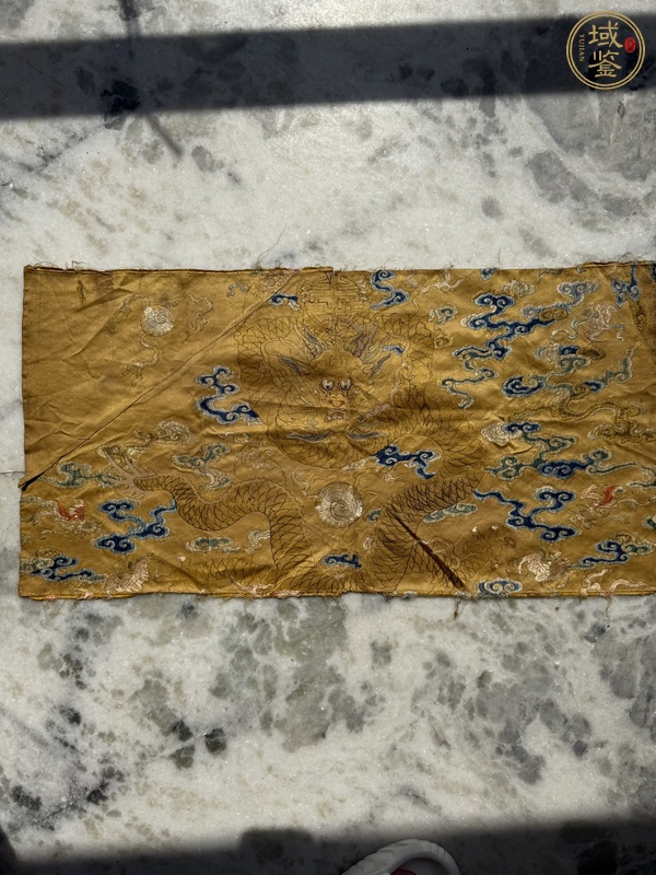 古玩雜項(xiàng)龍紋繡片真品鑒賞圖