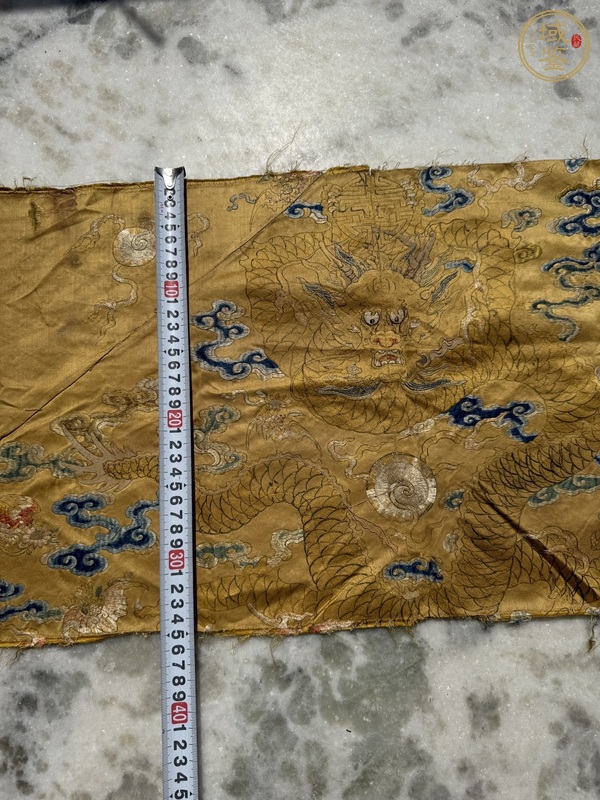 古玩雜項(xiàng)龍紋繡片真品鑒賞圖