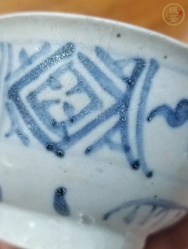 古玩陶瓷青花花卉紋杯真品鑒賞圖