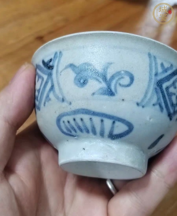 古玩陶瓷青花花卉紋杯真品鑒賞圖