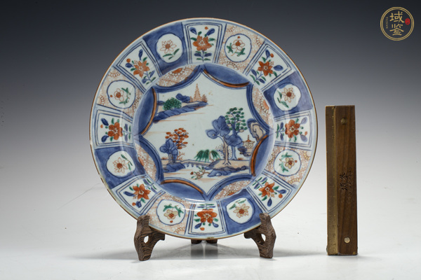 古玩陶瓷清康熙·青花五彩山水花卉紋折沿盤真品鑒賞圖