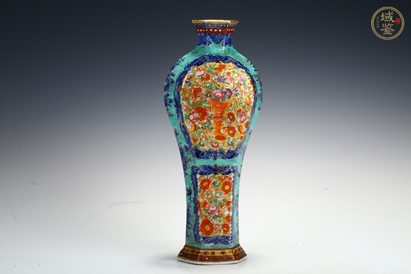 古玩乾隆·青花廣彩花卉紋六方瓶真品鑒賞圖