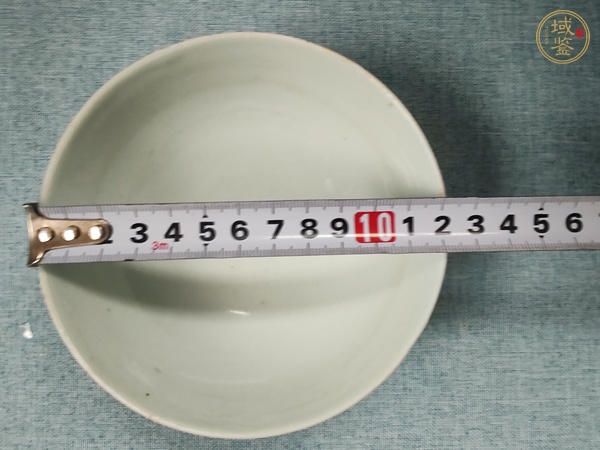 古玩陶瓷青花纏枝花卉紋碗真品鑒賞圖