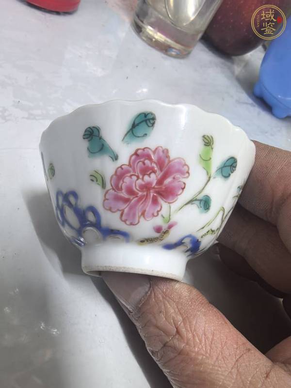 古玩陶瓷粉彩杯真品鑒賞圖