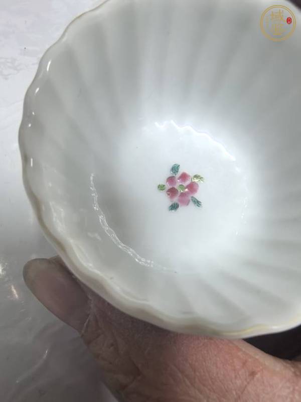 古玩陶瓷粉彩杯真品鑒賞圖