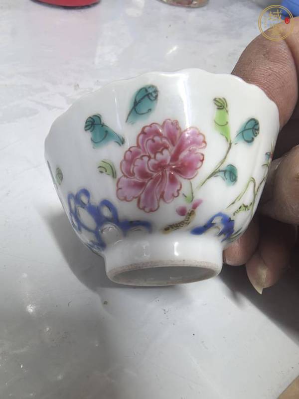 古玩粉彩杯真品鑒賞圖
