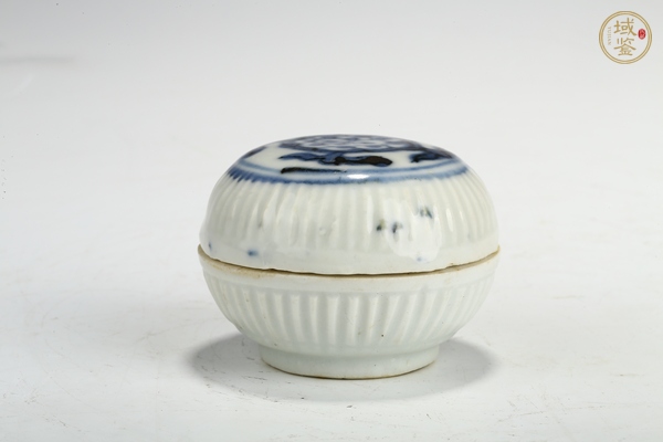 古玩明晚·青花花卉紋蓋盒真品鑒賞圖