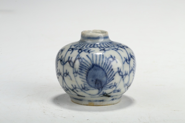 古玩轉賣明晚·青釉刻花紋碗拍賣，當前價格1000元