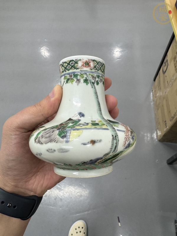 古玩五彩瓶真品鑒賞圖