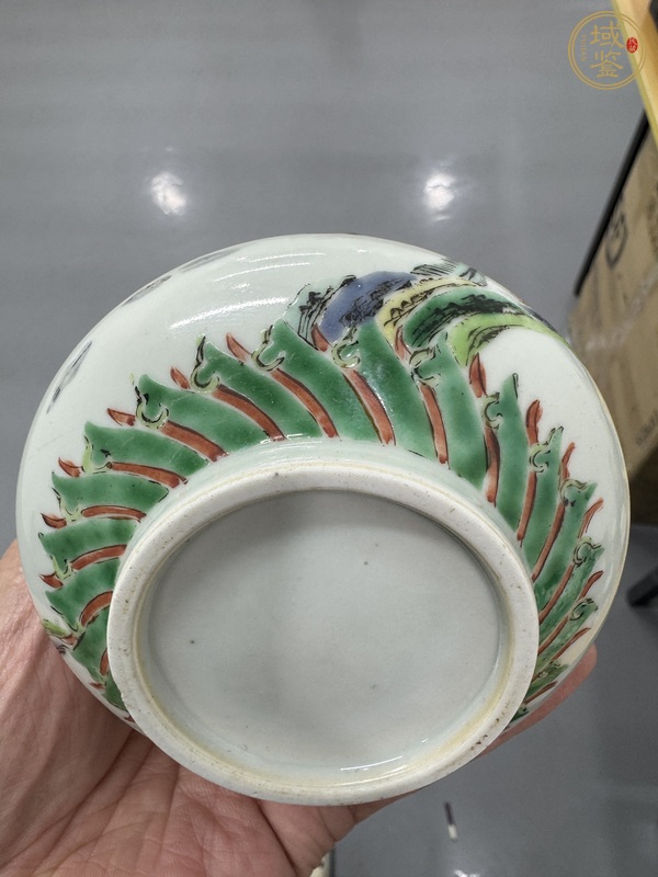 古玩陶瓷五彩瓶真品鑒賞圖
