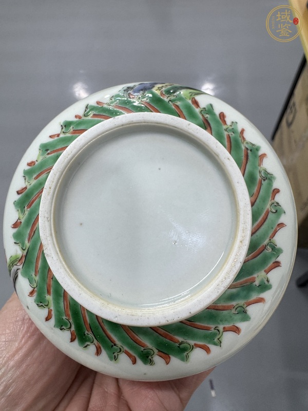 古玩陶瓷五彩瓶真品鑒賞圖