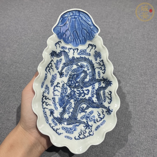 古玩陶瓷清宣統(tǒng) 青花龍紋貝殼盤真品鑒賞圖
