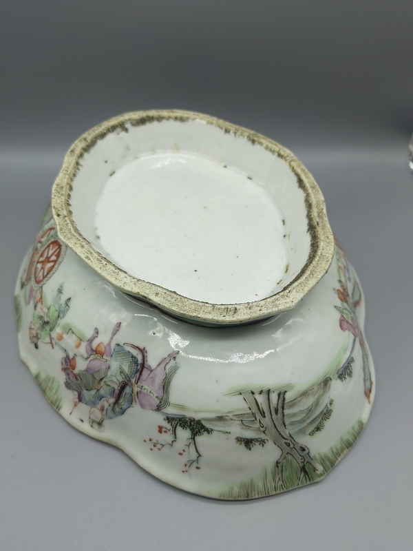 古玩陶瓷同治細路粉彩供盤拍賣，當前價格8888元