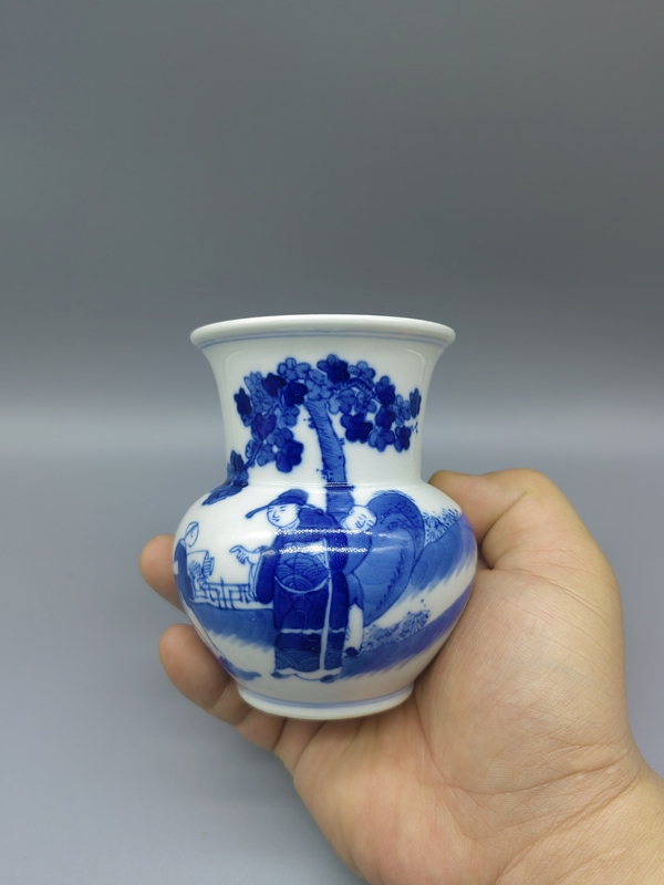 古玩陶瓷晚清青花渣斗拍賣，當(dāng)前價(jià)格4666元