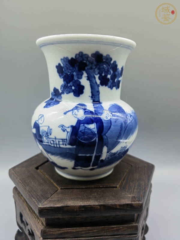 古玩陶瓷晚清青花渣斗真品鑒賞圖