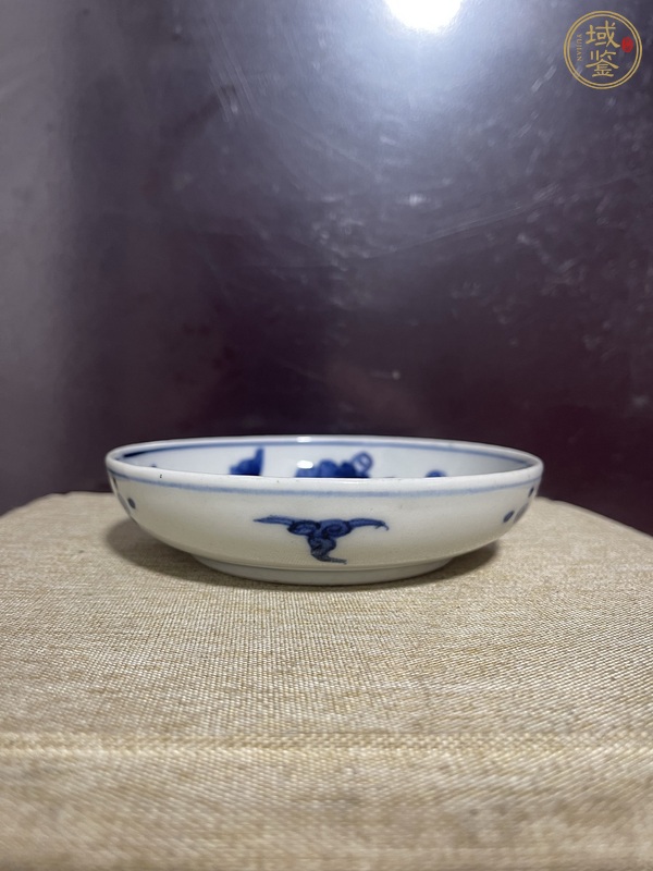 古玩陶瓷青花洞石花卉紋盤真品鑒賞圖