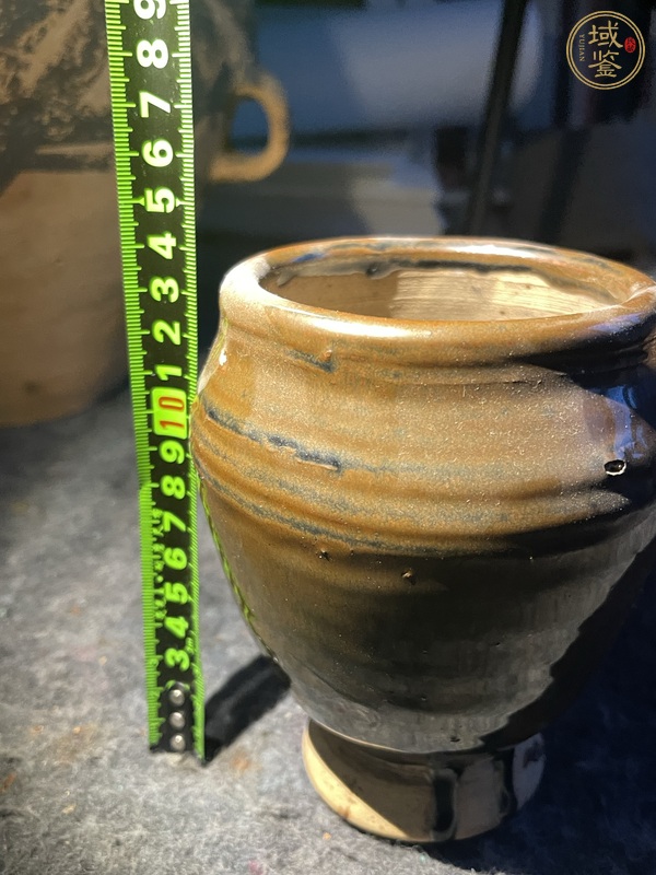 古玩陶瓷褐釉罐真品鑒賞圖