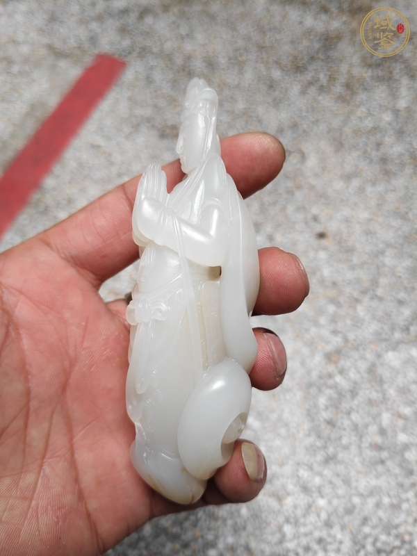 古玩玉器和田玉雕“觀音”擺件真品鑒賞圖