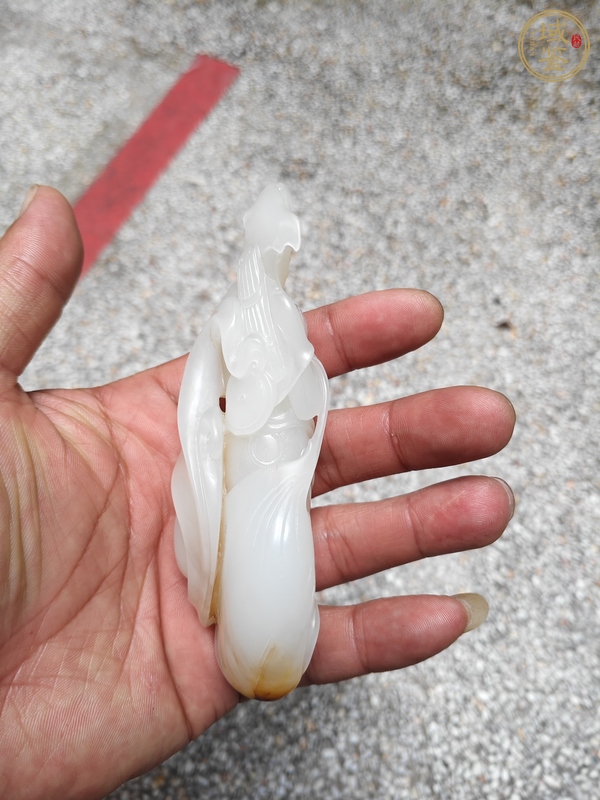 古玩玉器和田玉雕“觀音”擺件真品鑒賞圖