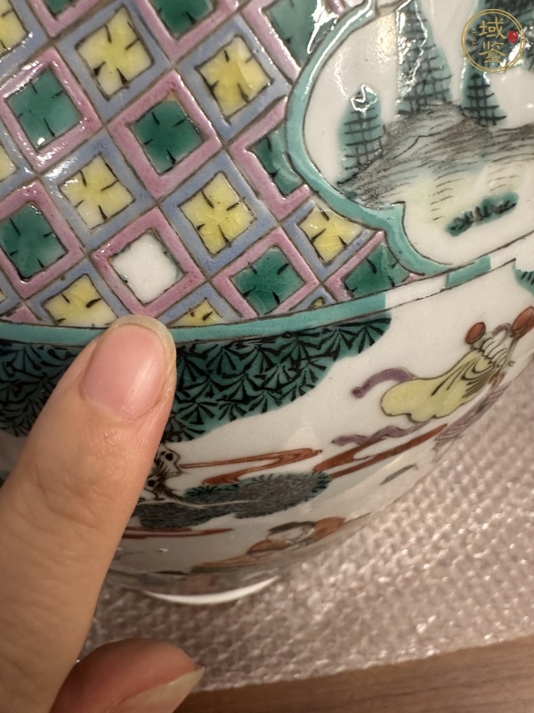古玩陶瓷粉彩麒麟送子紋雙耳盤口大瓶真品鑒賞圖