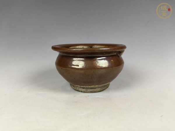 古玩陶瓷清乾隆紫金釉香爐真品鑒賞圖