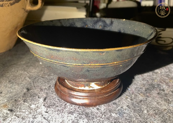 古玩陶瓷黑釉碗真品鑒賞圖