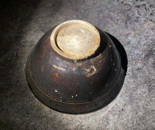 古玩陶瓷黑釉碗拍賣，當(dāng)前價(jià)格560元