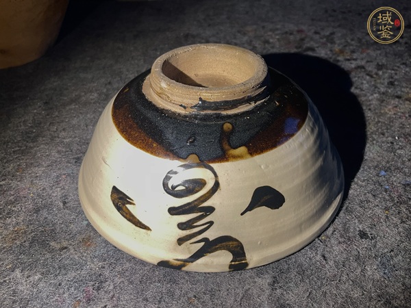 古玩陶瓷磁州窯白地黑花福壽紋碗真品鑒賞圖