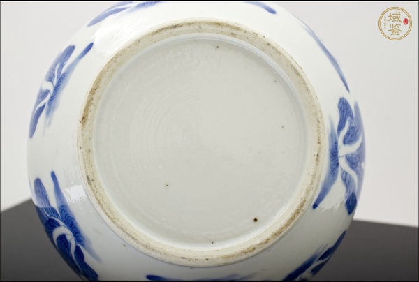 古玩陶瓷青花白菜紋天球瓶真品鑒賞圖