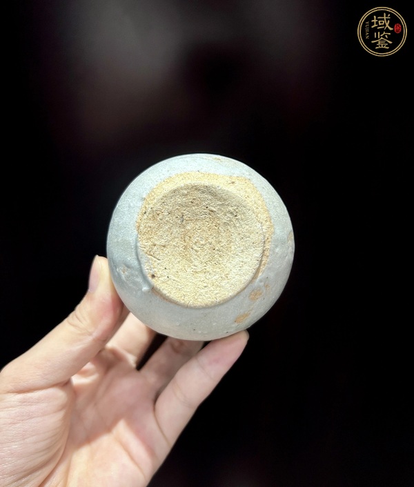 古玩陶瓷元末明初事情青白釉杯真品鑒賞圖