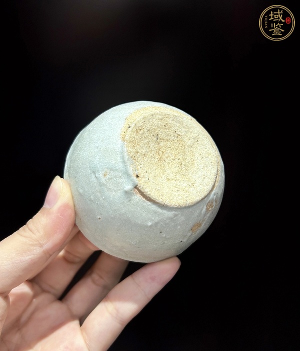 古玩陶瓷元末明初事情青白釉杯真品鑒賞圖