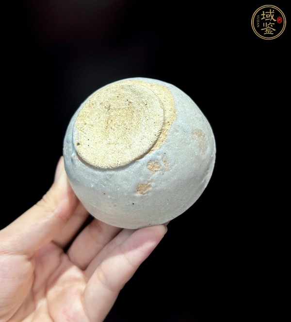 古玩陶瓷元末明初事情青白釉杯真品鑒賞圖