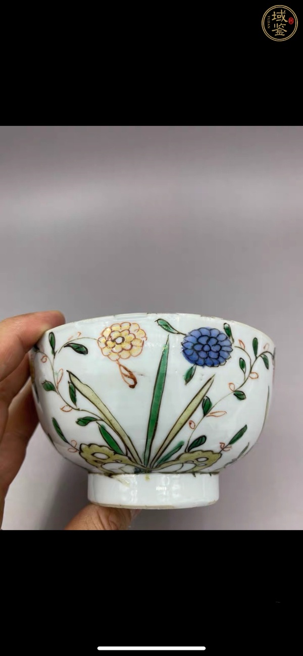 古玩陶瓷五彩洞石花卉紋蓮子碗真品鑒賞圖