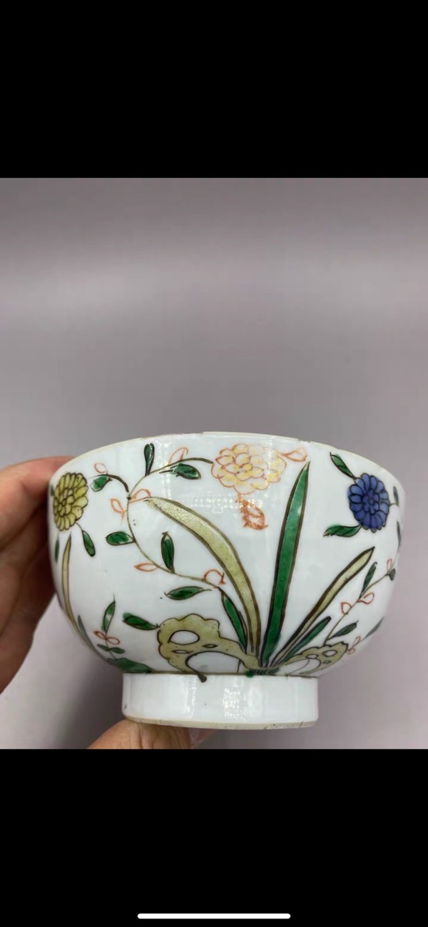 古玩陶瓷清康熙 五彩洞石花卉紋蓮子碗拍賣，當(dāng)前價(jià)格2580元