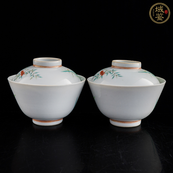 古玩陶瓷粉彩過枝花果紋蓋碗真品鑒賞圖