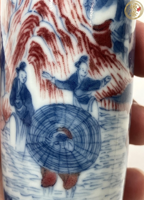 古玩陶瓷青花釉里紅人物鼻煙壺真品鑒賞圖