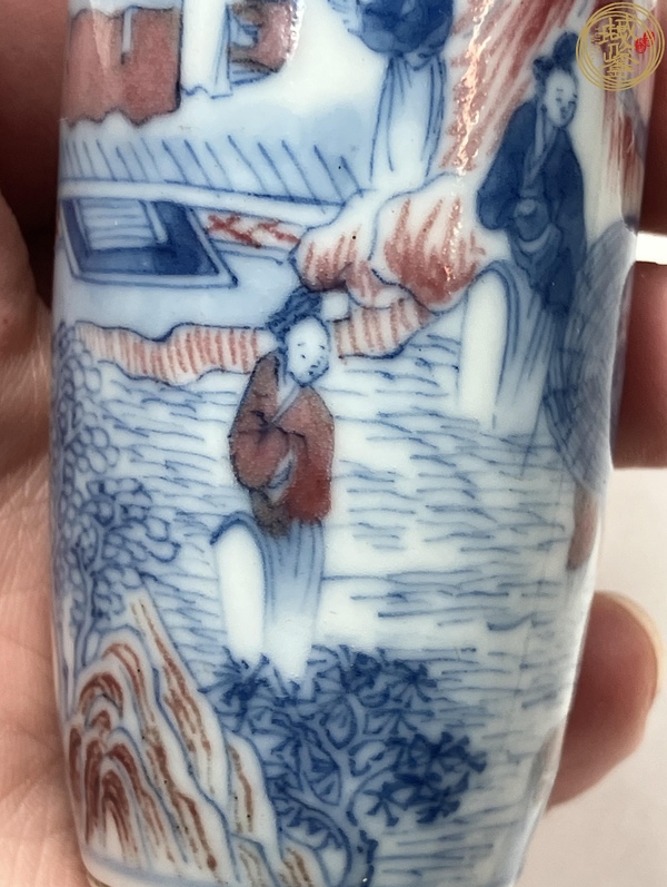 古玩陶瓷青花釉里紅人物鼻煙壺真品鑒賞圖