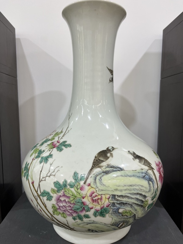 古玩字畫(huà)粉彩富貴白頭紋賞瓶拍賣(mài)，當(dāng)前價(jià)格18000元