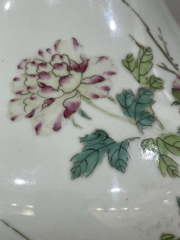 古玩字畫(huà)粉彩富貴白頭紋賞瓶拍賣(mài)，當(dāng)前價(jià)格18000元