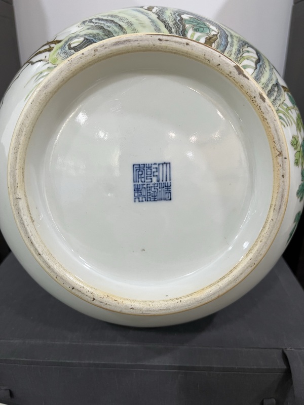 古玩字畫(huà)粉彩富貴白頭紋賞瓶拍賣(mài)，當(dāng)前價(jià)格18000元